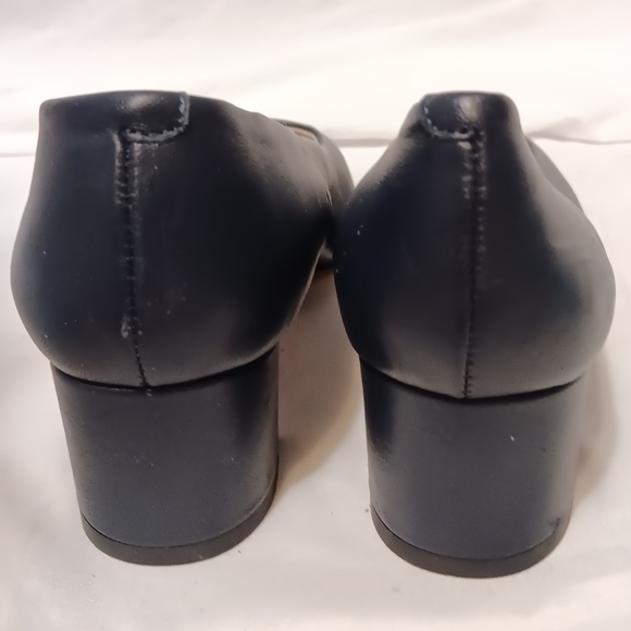 Amalfi by Rangoni Women’s Shoes Navy Blue Pointed Toes Block Heels Size 4.5 - Picture 3 of 11